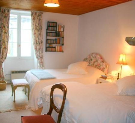 Villefranche-du-Périgord Chambres D'Hotes Chez Carolyn الغرفة الصورة