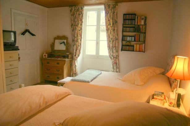 Villefranche-du-Périgord Chambres D'Hotes Chez Carolyn الغرفة الصورة